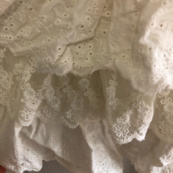 SMOCKED WHITE RUFFLE TANK TOP. never worn. - Picture 2 of 3